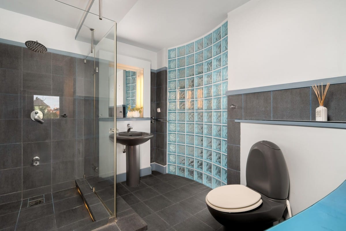 Mieszkanie 5 pokojowe na Sprzedaż