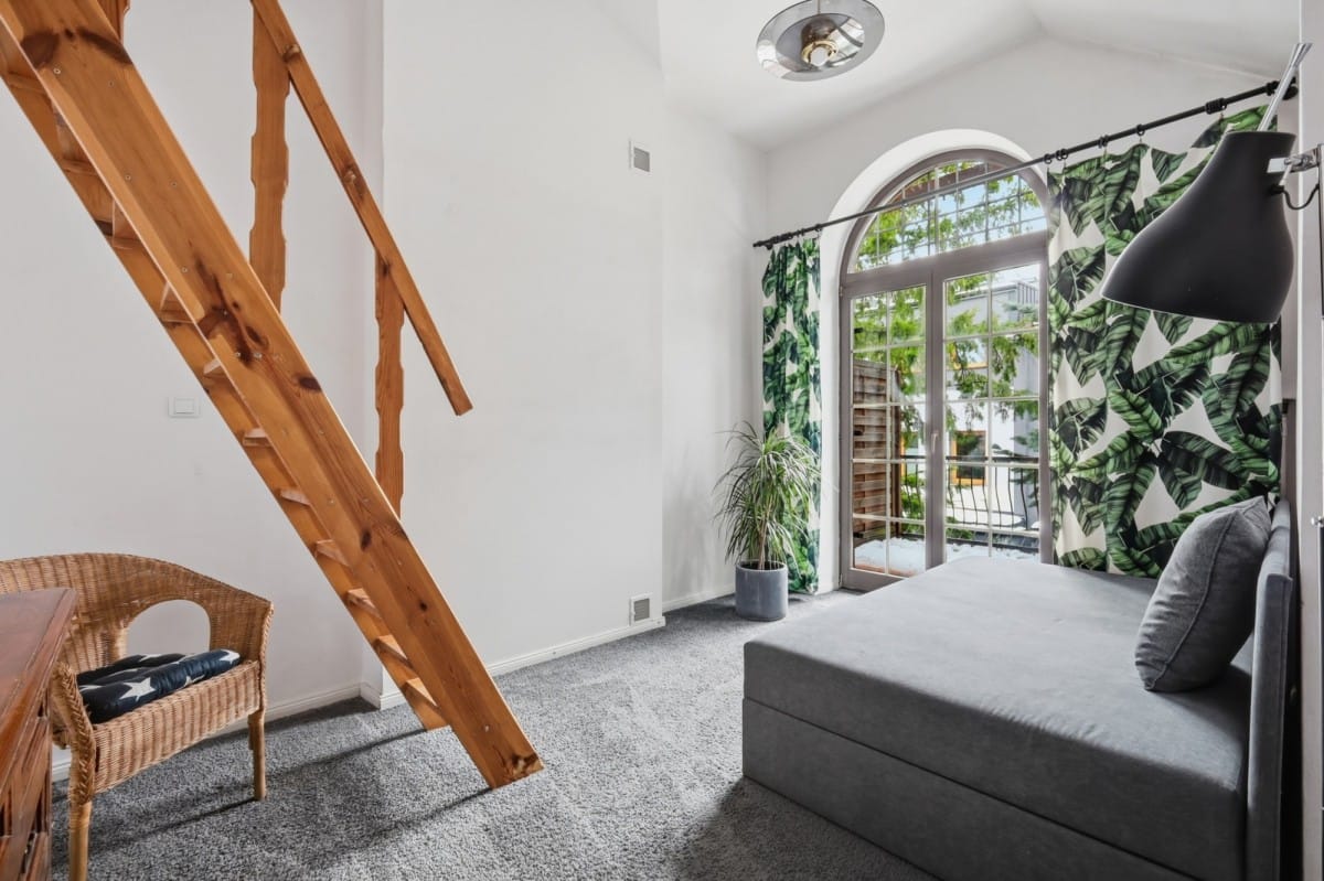 Dom 7 pokojowe na Sprzedaż