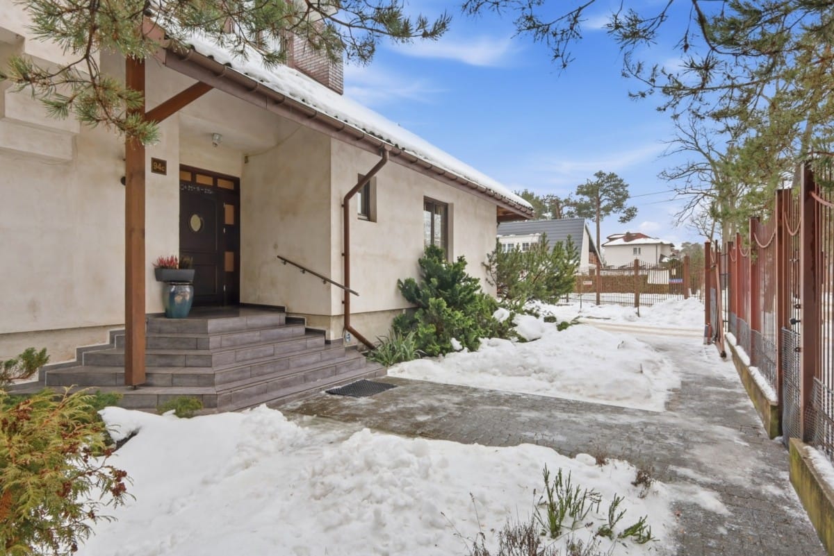 Dom 7 pokojowe na Sprzedaż