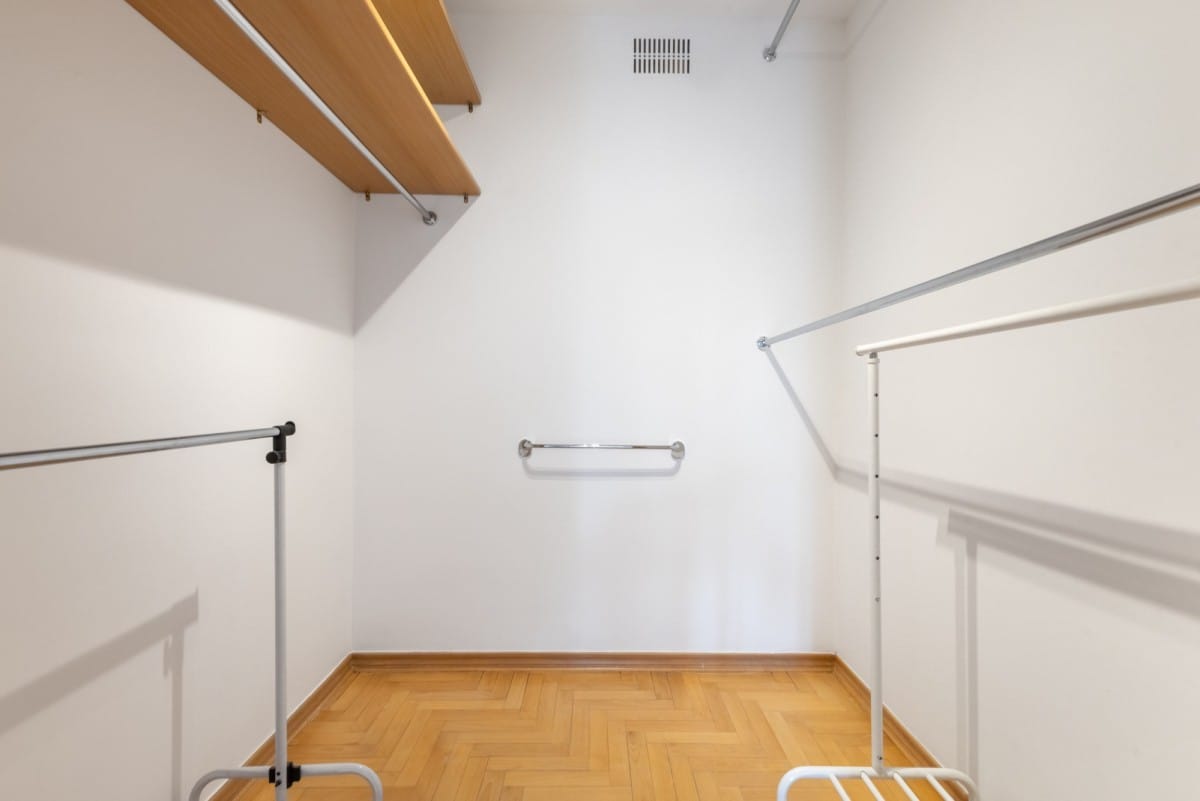 Mieszkanie 5 pokojowe na Sprzedaż