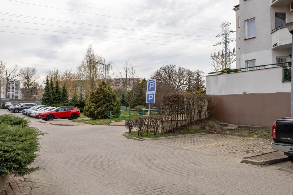 Mieszkanie 5 pokojowe na Sprzedaż