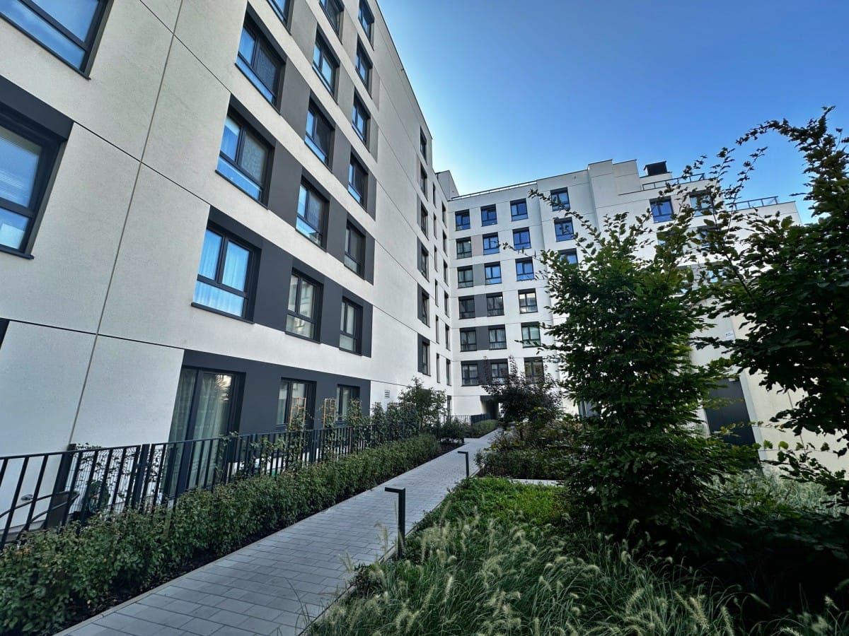 Mieszkanie 4 pokojowe na Sprzedaż