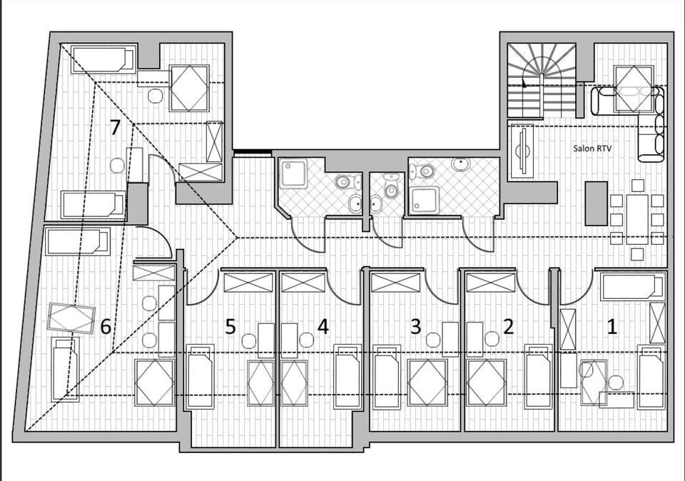 Mieszkanie 12 pokojowe na Sprzedaż