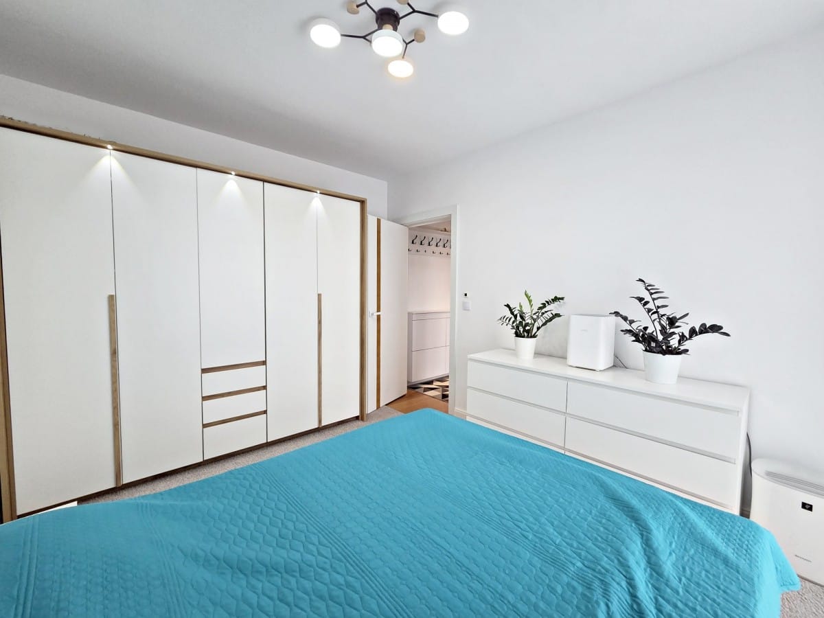 Mieszkanie 4 pokojowe na Sprzedaż