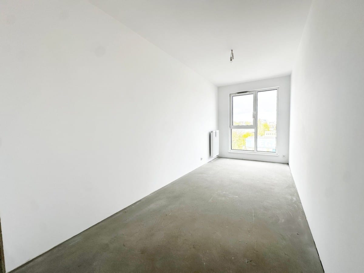 Mieszkanie 4 pokojowe na Sprzedaż