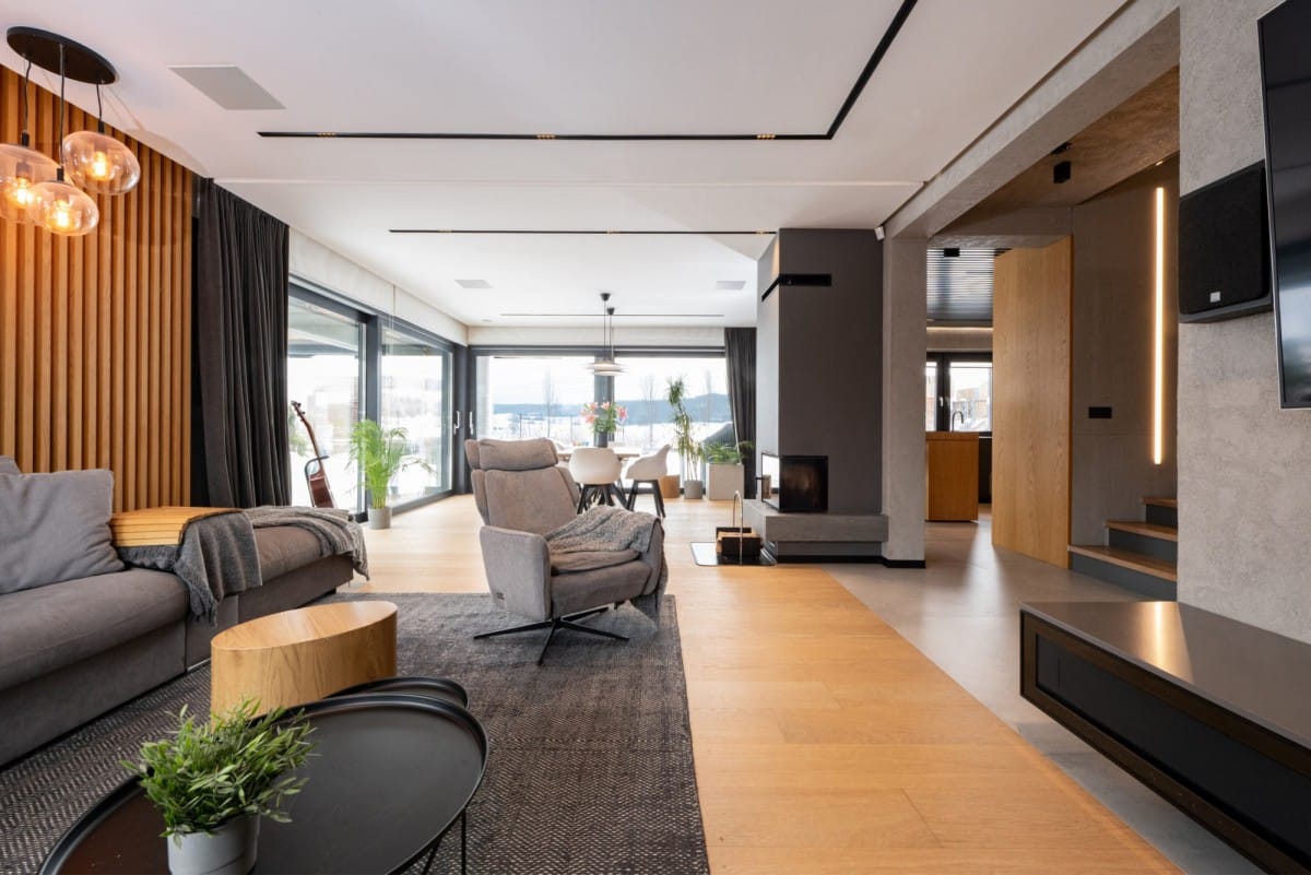 Dom 7 pokojowe na Sprzedaż