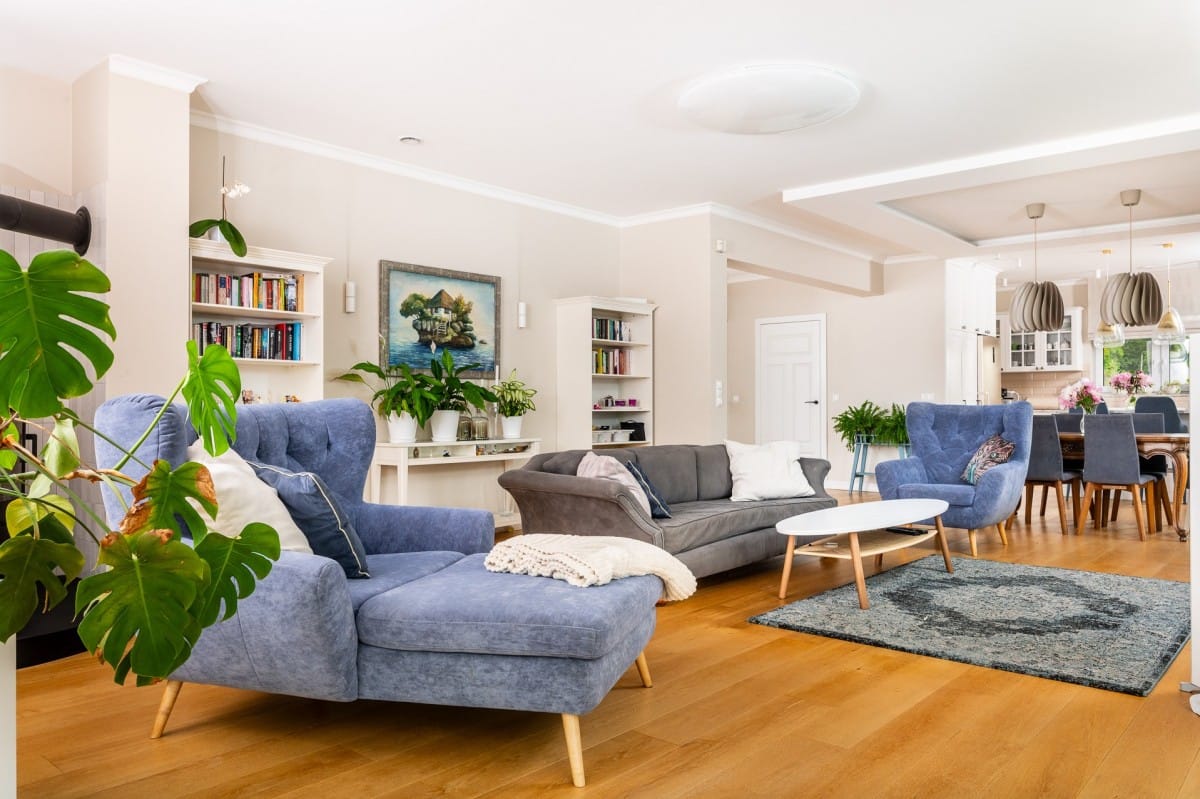 Dom 6 pokojowe na Sprzedaż