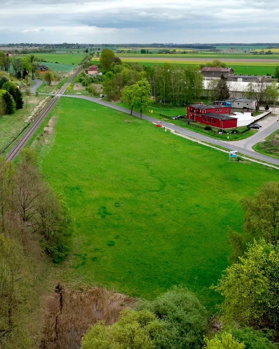 Działka  pokojowe na Sprzedaż