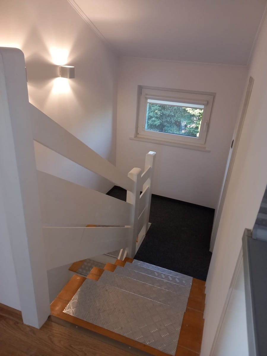 Dom 6 pokojowe na Sprzedaż