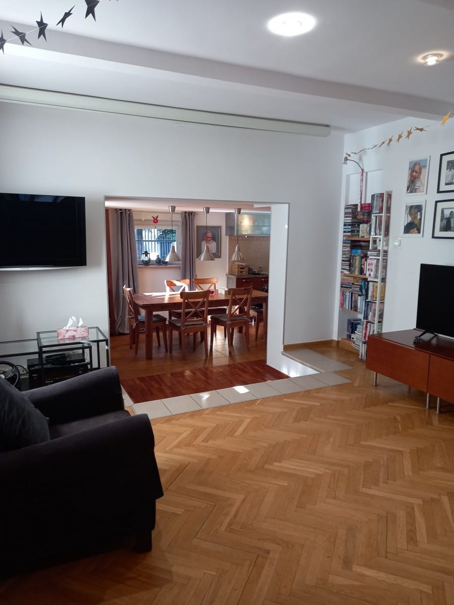 Dom 6 pokojowe na Sprzedaż