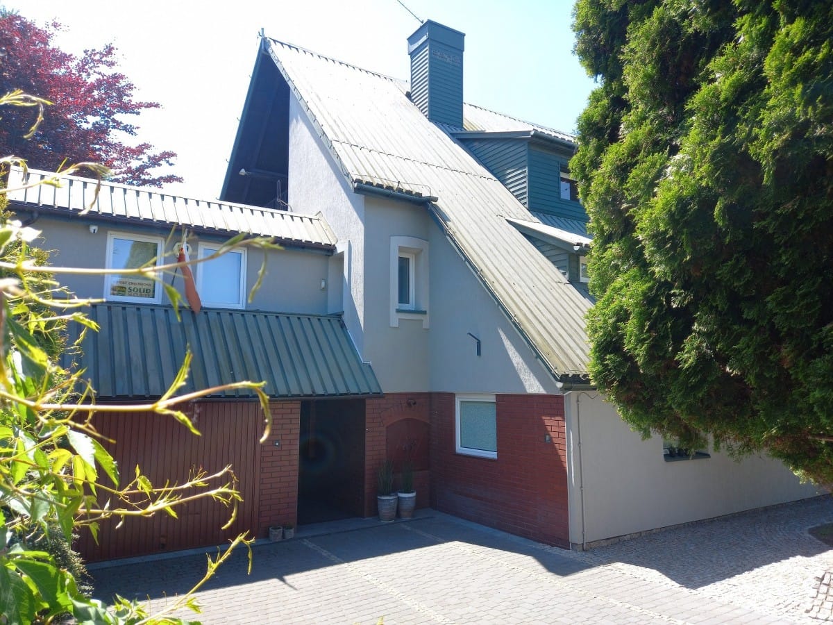 Dom 6 pokojowe na Sprzedaż