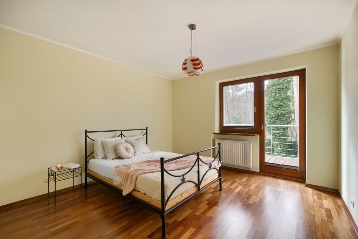 Dom 6 pokojowe na Sprzedaż