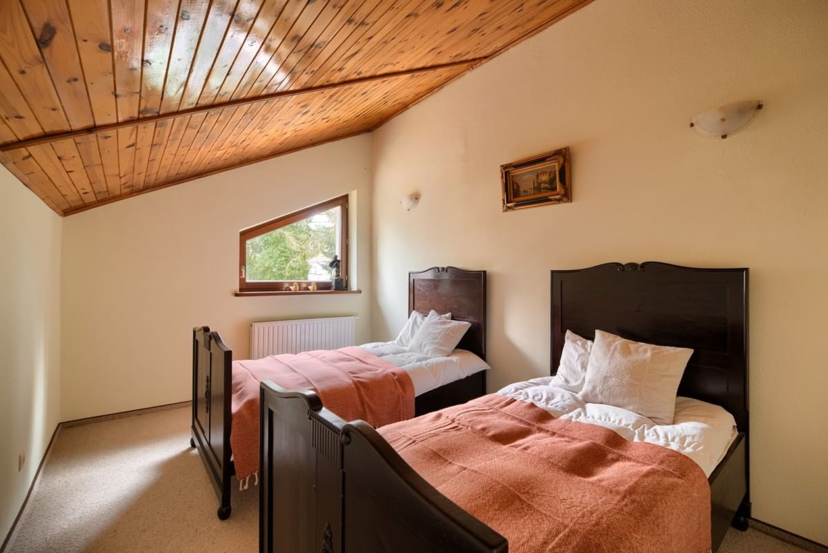 Dom 6 pokojowe na Sprzedaż