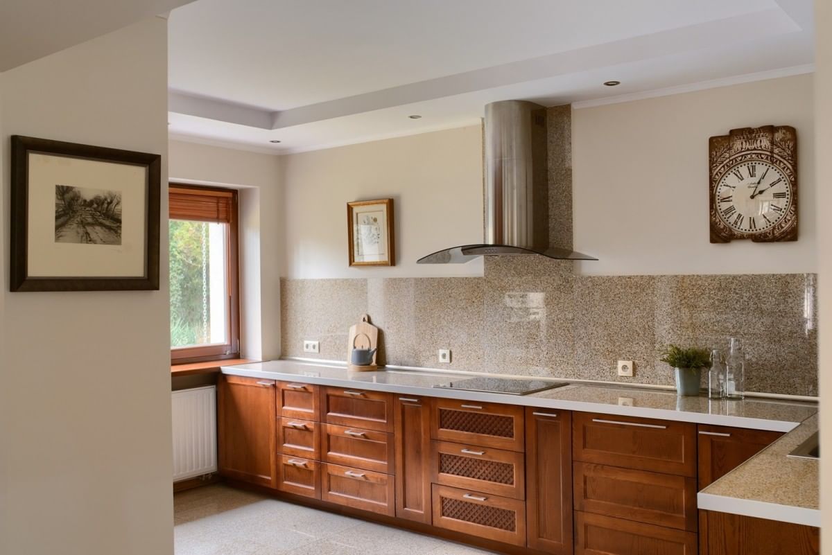 Dom 6 pokojowe na Sprzedaż