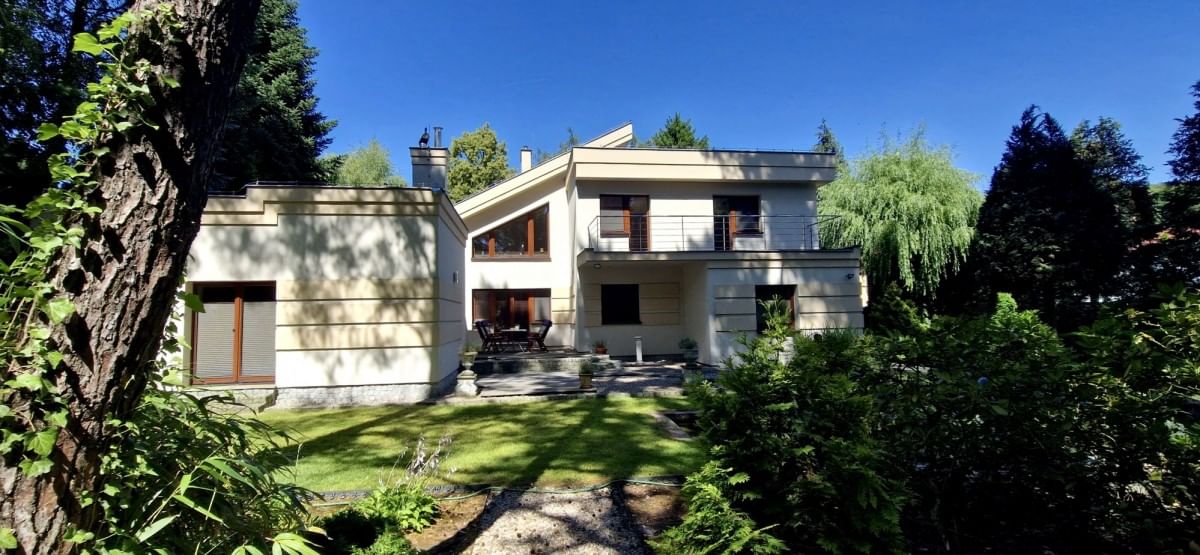 Dom 6 pokojowe na Sprzedaż