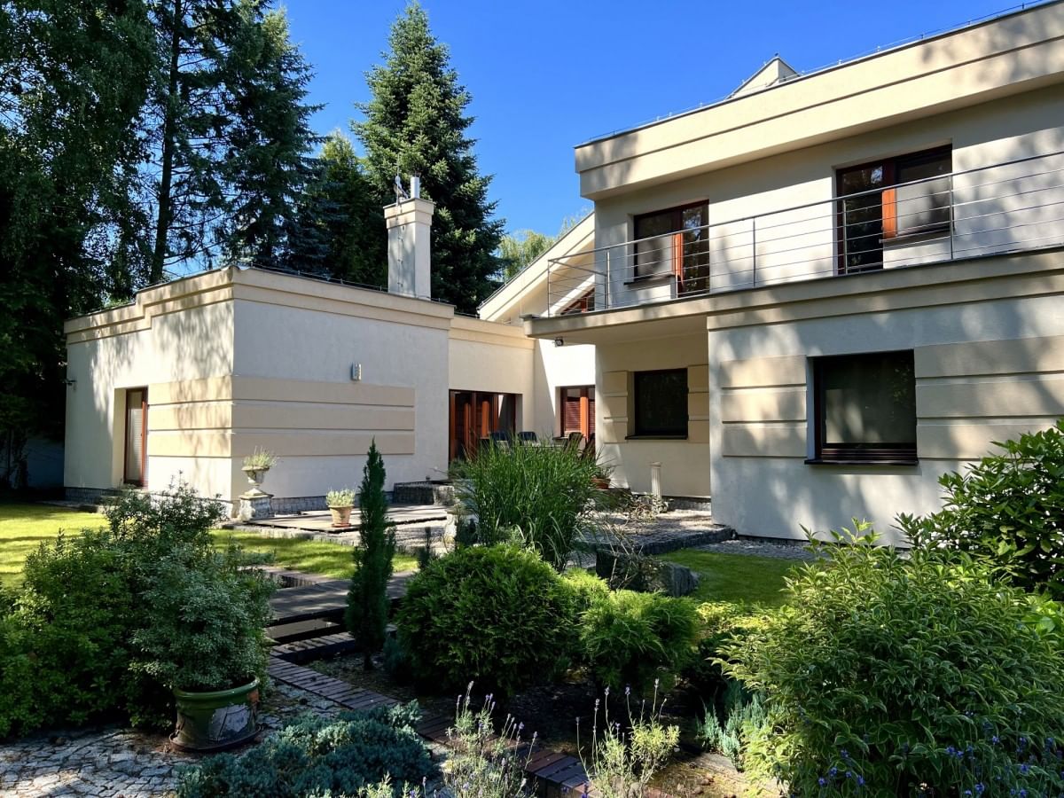 Dom 6 pokojowe na Sprzedaż