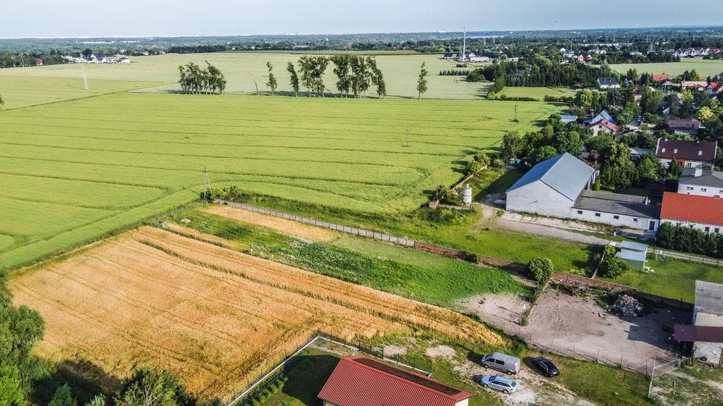 Działka  pokojowe na Sprzedaż