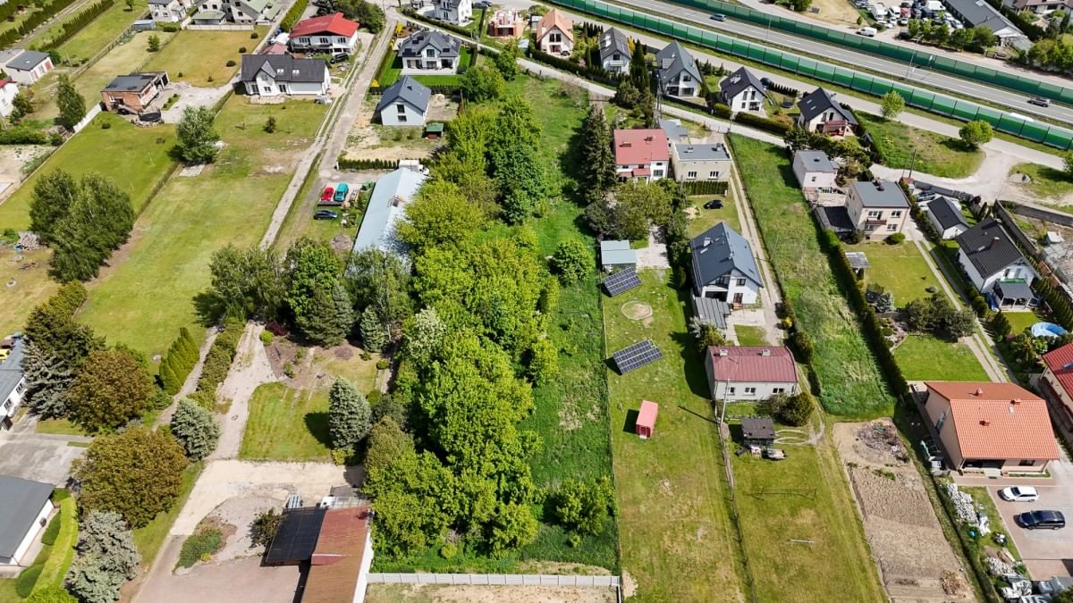 Działka  pokojowe na Sprzedaż