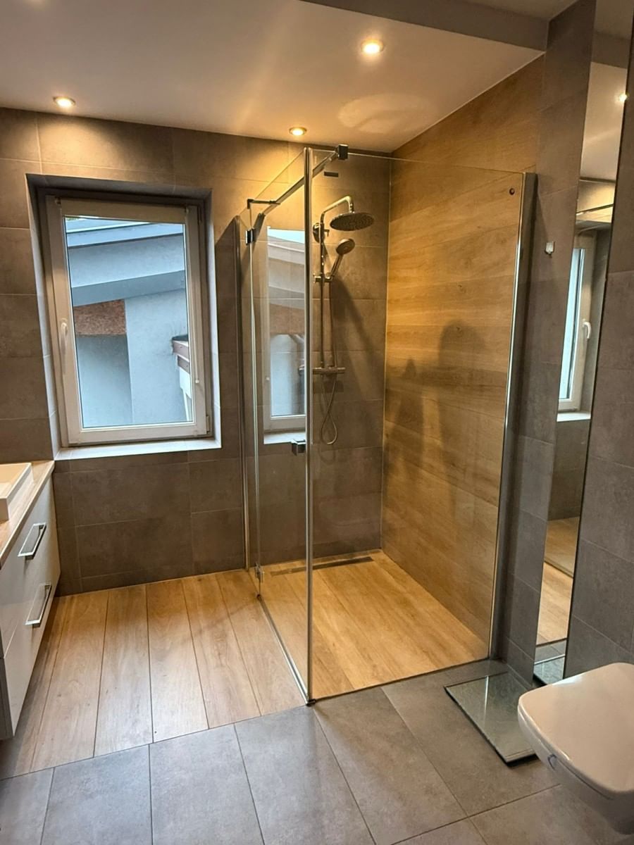 Dom 5 pokojowe na Sprzedaż