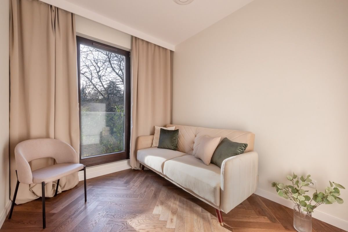 Mieszkanie 4 pokojowe na Sprzedaż