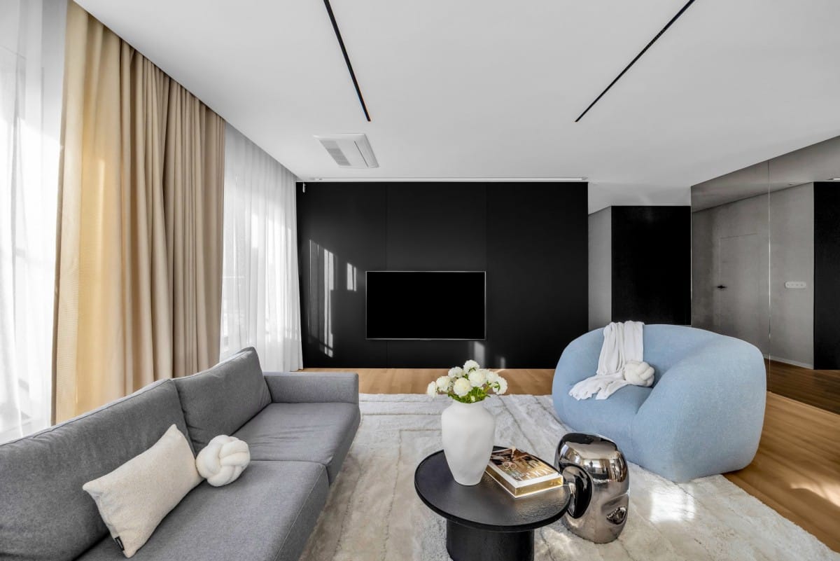 Mieszkanie 5 pokojowe na Sprzedaż