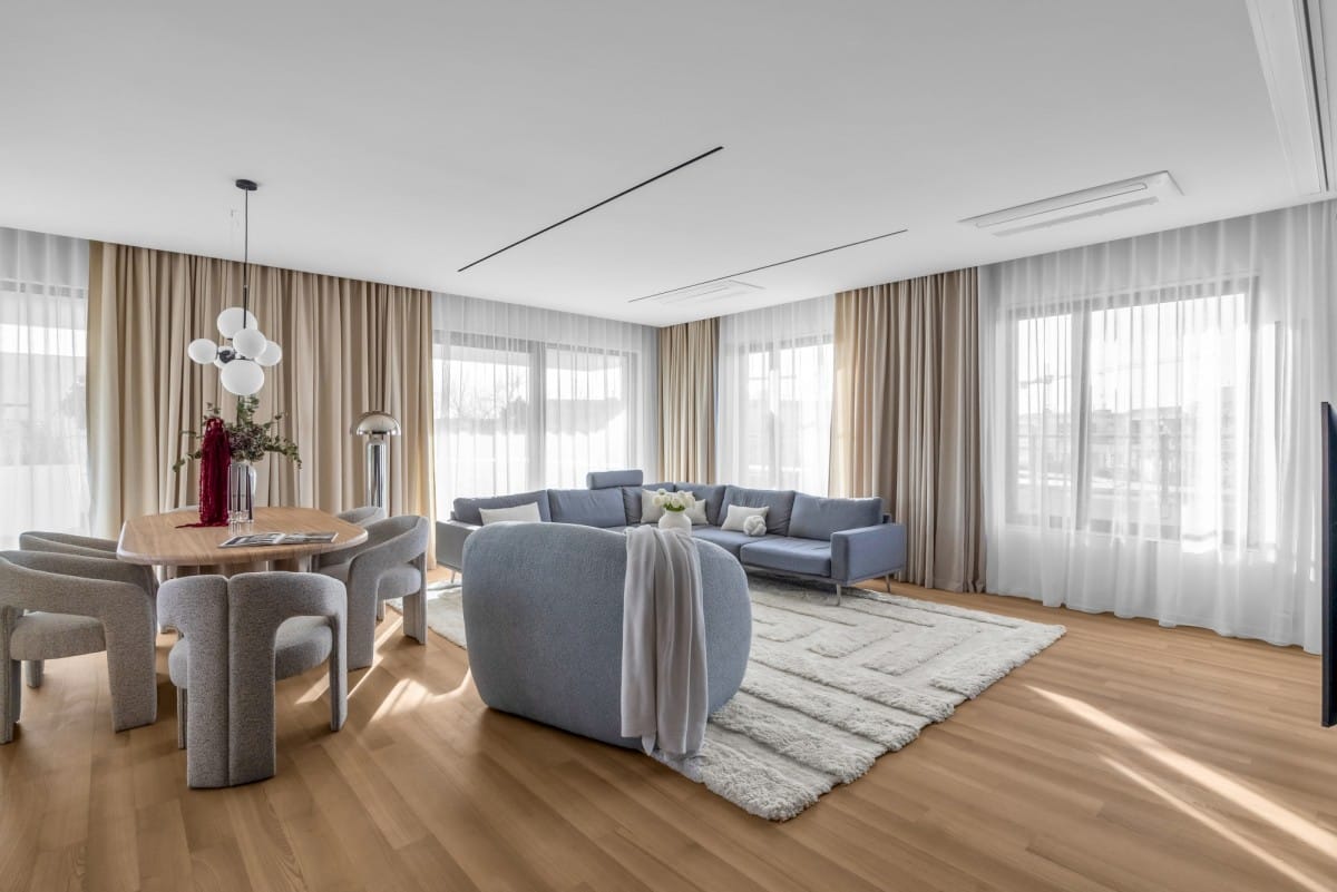 Mieszkanie 5 pokojowe na Sprzedaż