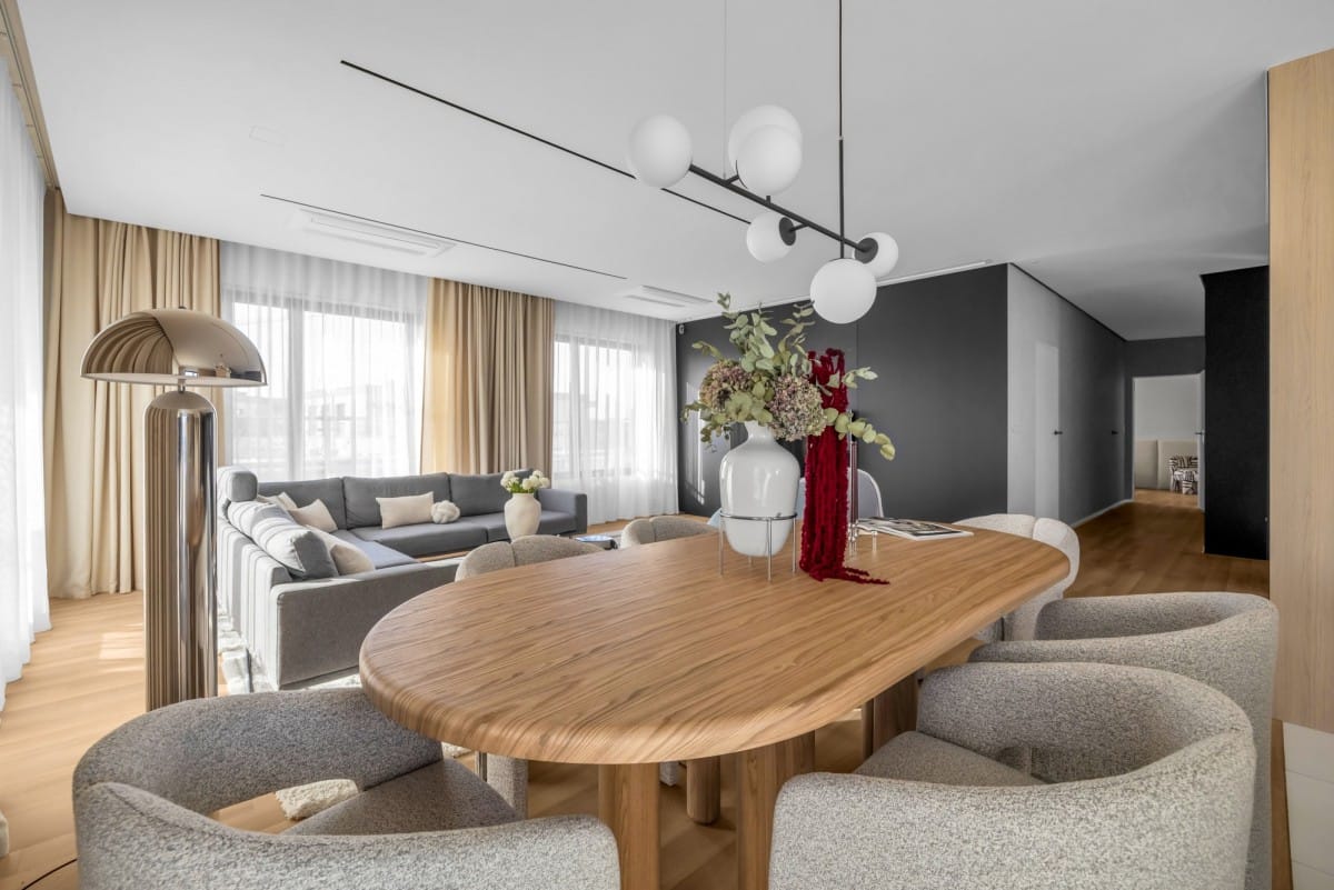 Mieszkanie 5 pokojowe na Sprzedaż