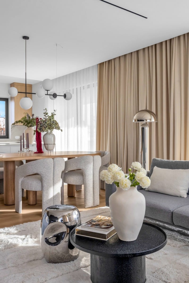 Mieszkanie 5 pokojowe na Sprzedaż