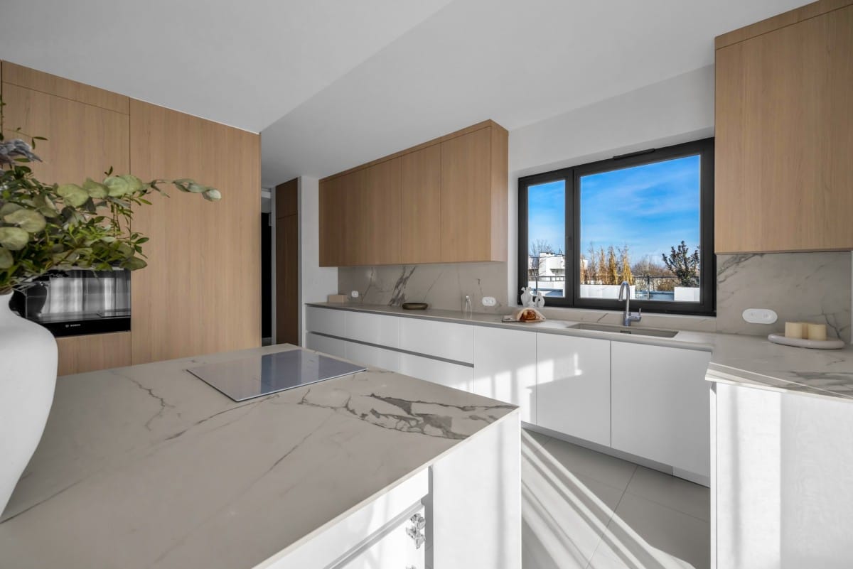 Mieszkanie 5 pokojowe na Sprzedaż