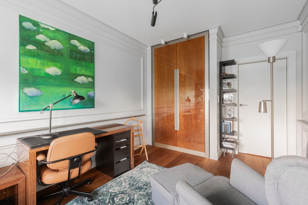 Dom 9 pokojowe na Sprzedaż