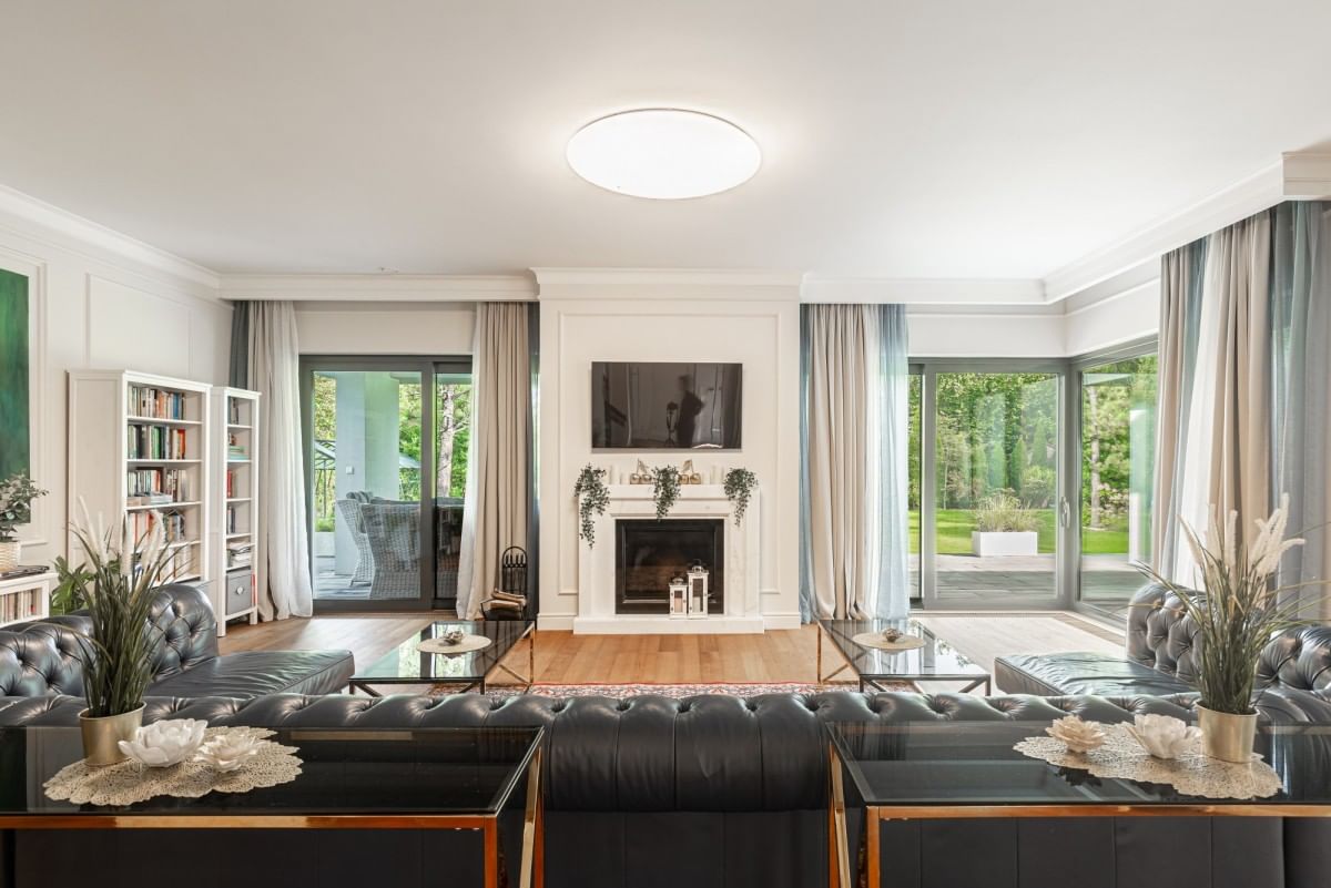 Dom 9 pokojowe na Sprzedaż