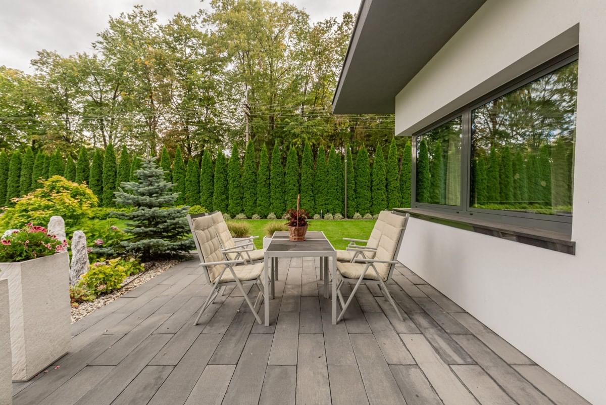 Dom 9 pokojowe na Sprzedaż