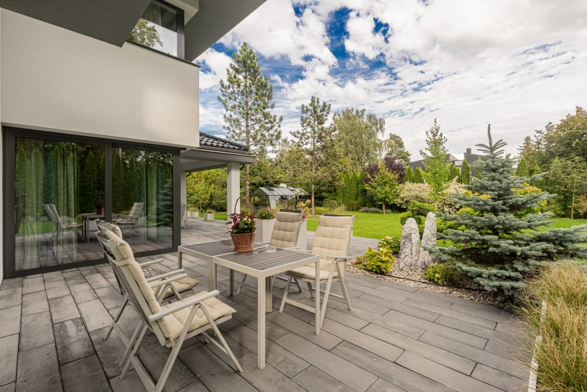 Dom 9 pokojowe na Sprzedaż