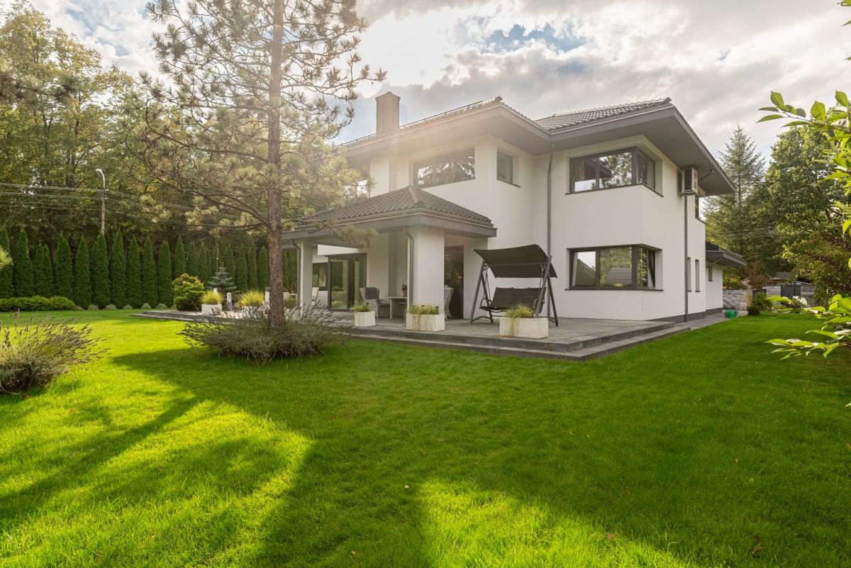 Dom 9 pokojowe na Sprzedaż