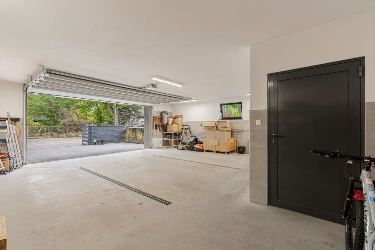 Dom 9 pokojowe na Sprzedaż