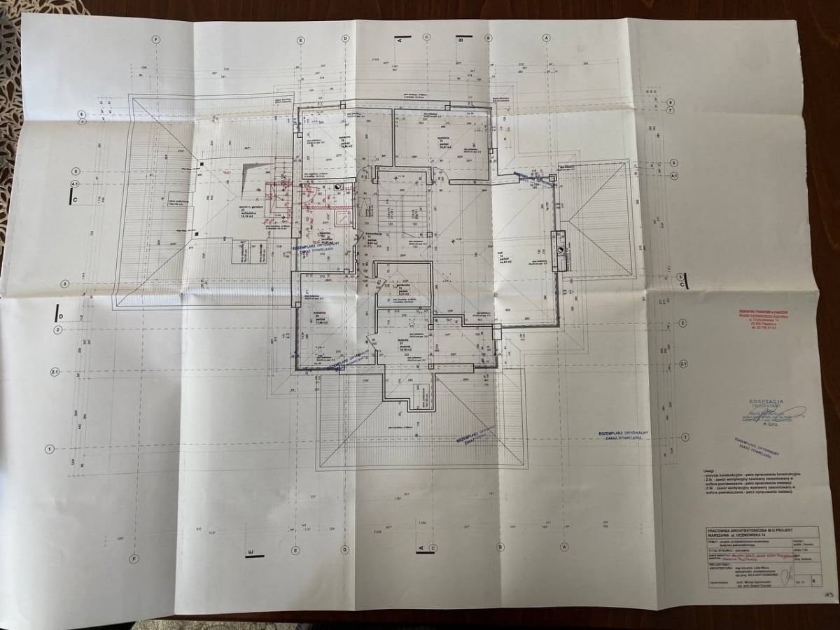 Dom 9 pokojowe na Sprzedaż