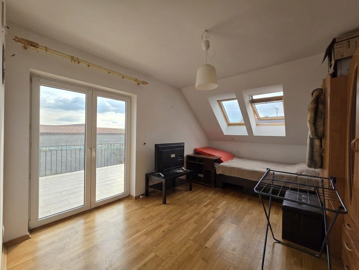 Dom 5 pokojowe na Sprzedaż