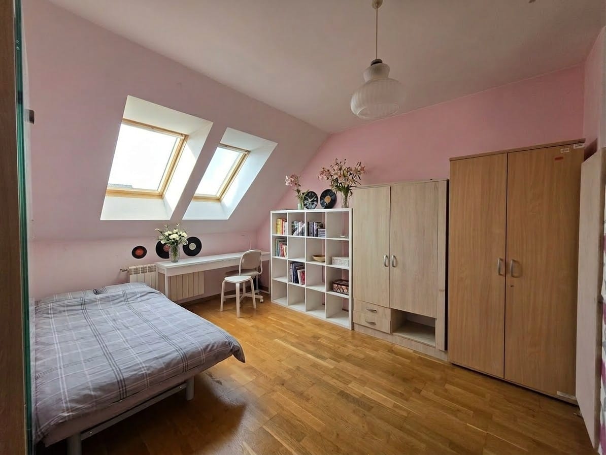 Dom 5 pokojowe na Sprzedaż