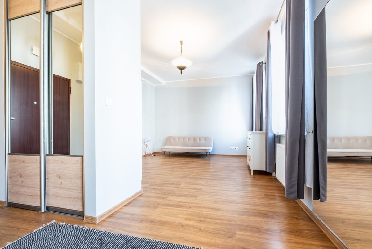 Mieszkanie 1 pokojowe na Sprzedaż