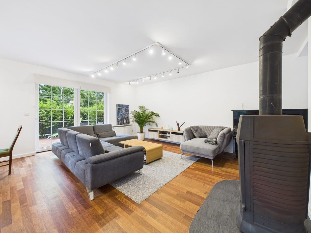 Dom 6 pokojowe na Sprzedaż