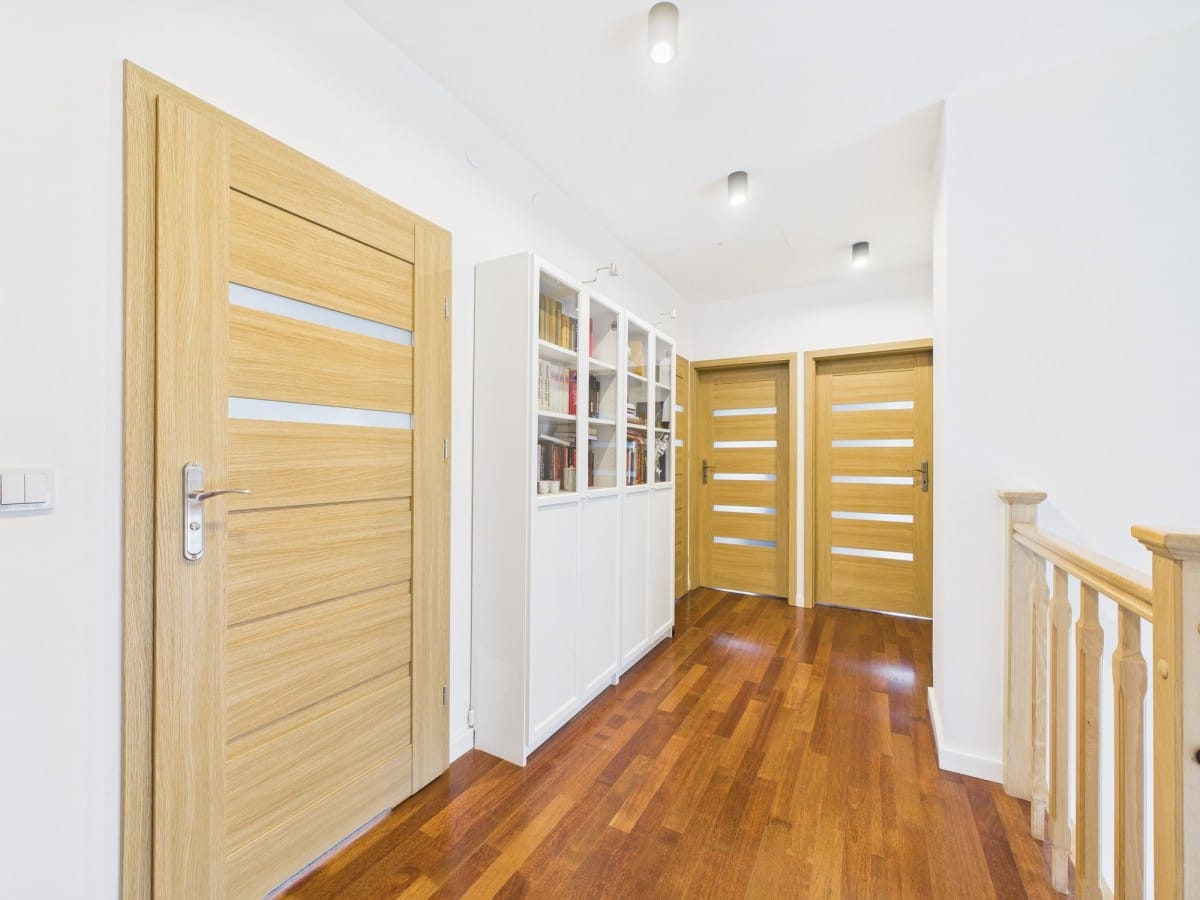 Dom 6 pokojowe na Sprzedaż