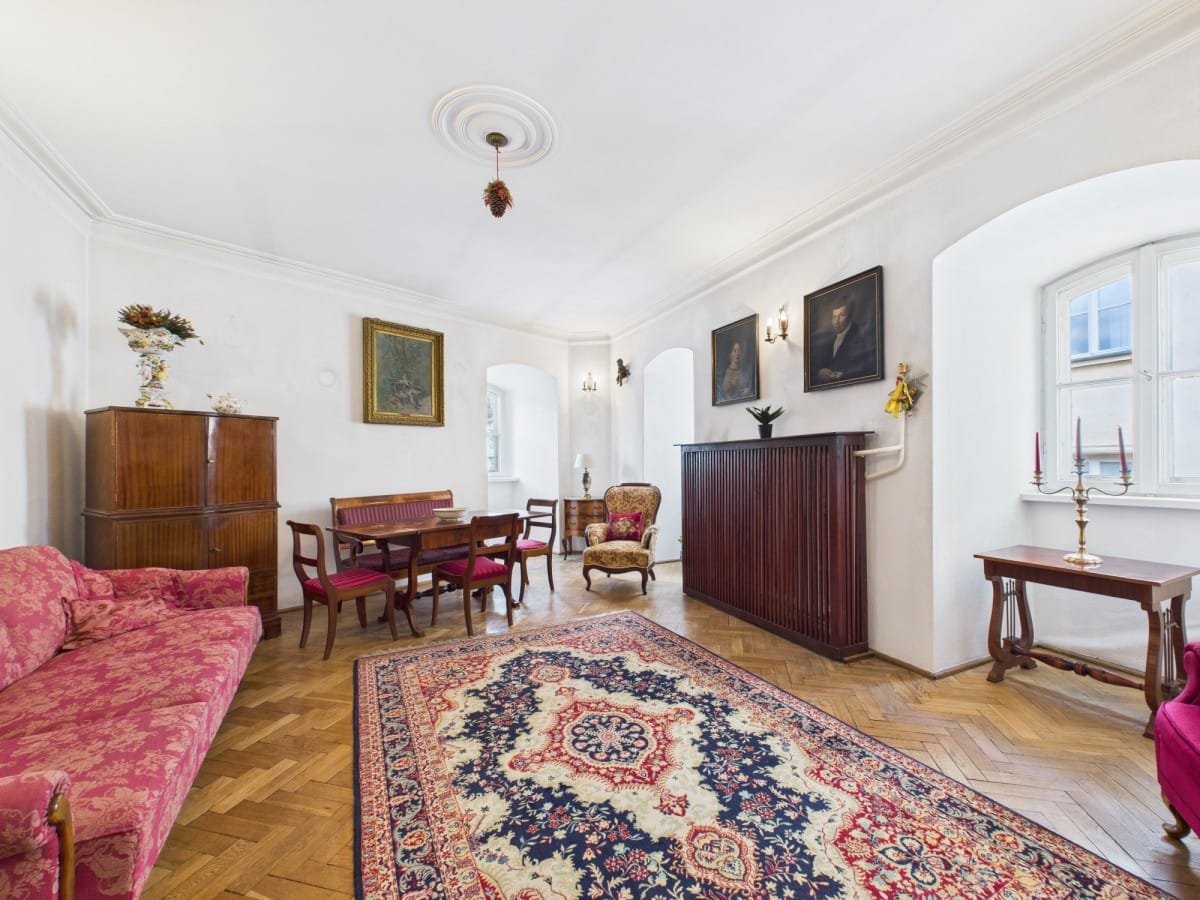 Mieszkanie 4 pokojowe na Sprzedaż