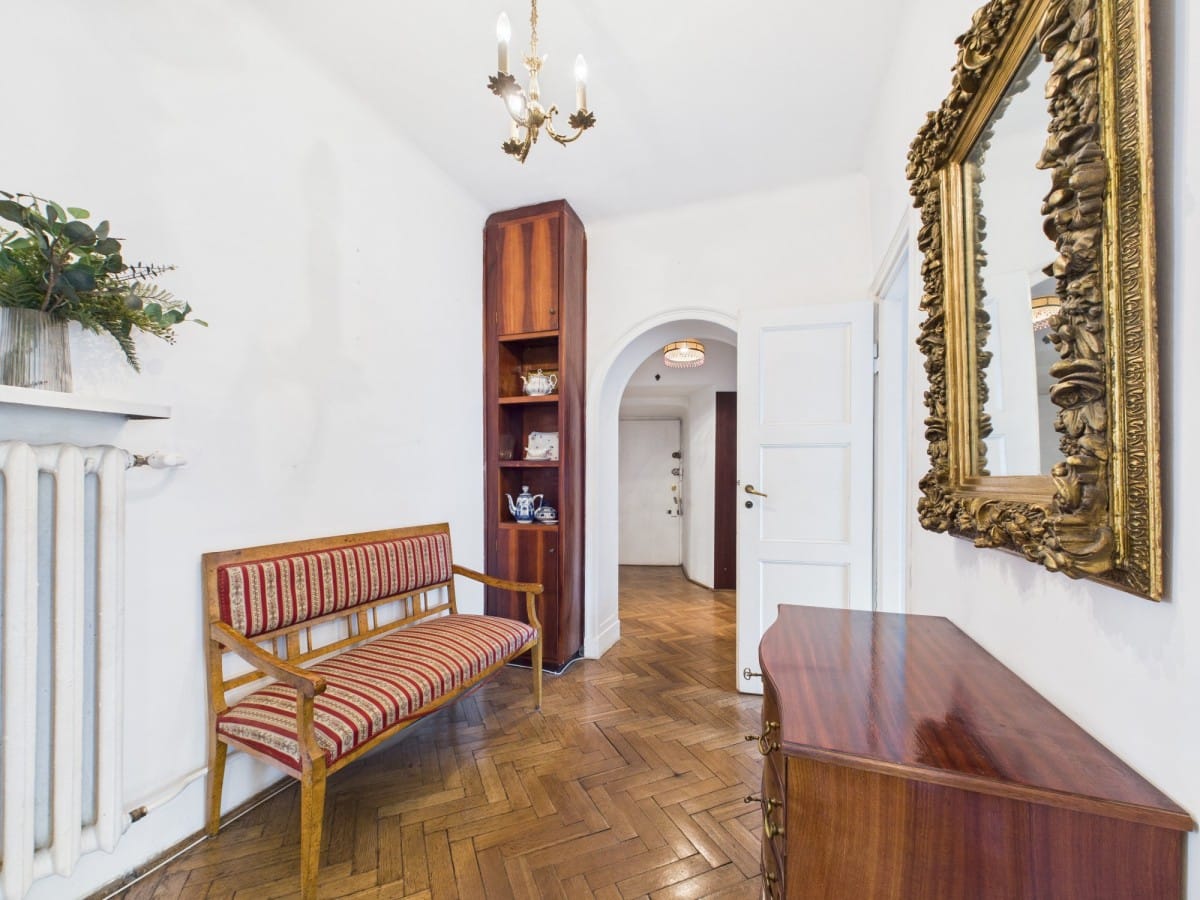 Mieszkanie 4 pokojowe na Sprzedaż