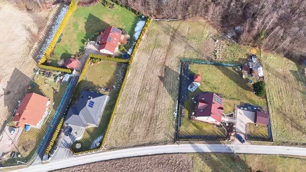 Działka  pokojowe na Sprzedaż