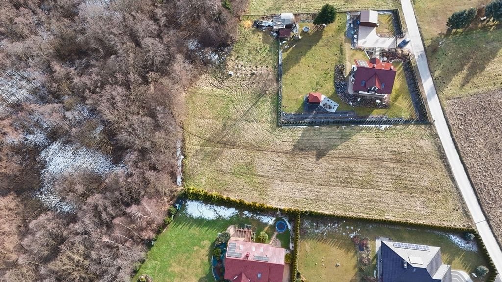 Działka  pokojowe na Sprzedaż