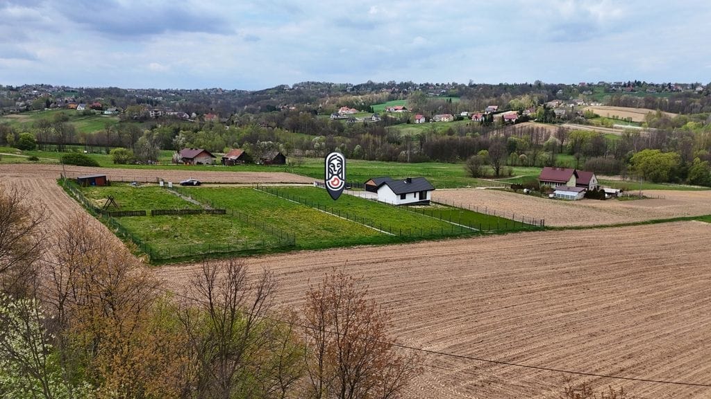 Działka  pokojowe na Sprzedaż