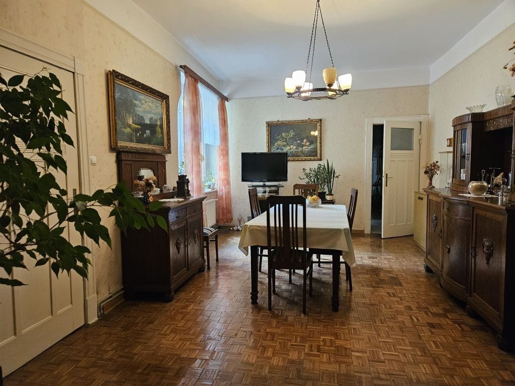 Mieszkanie 4 pokojowe na Sprzedaż