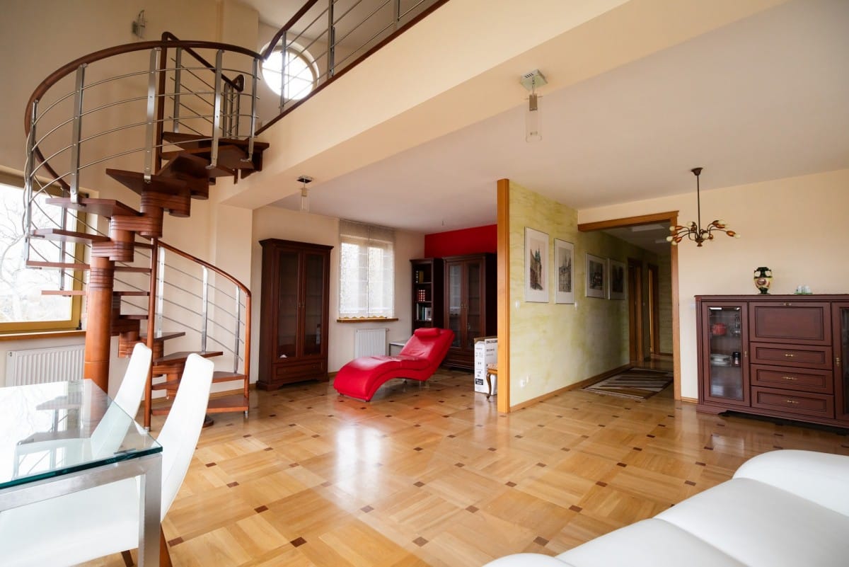 Mieszkanie 3 pokojowe na Sprzedaż