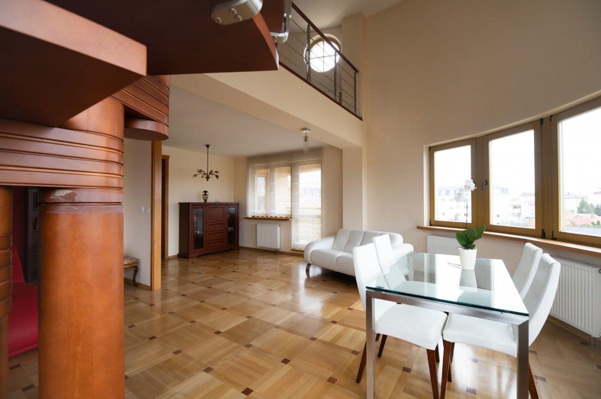 Mieszkanie 3 pokojowe na Sprzedaż