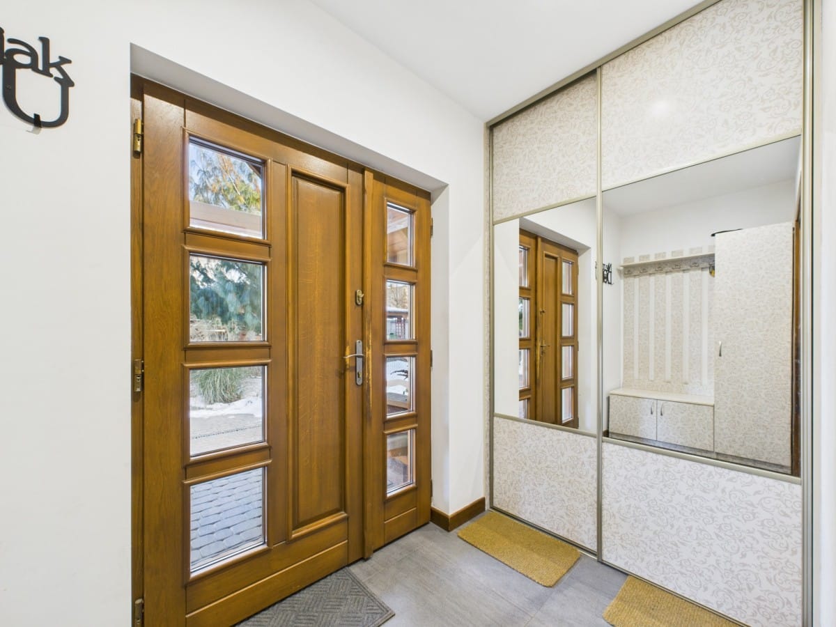 Dom 6 pokojowe na Sprzedaż